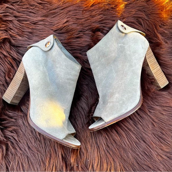 COACH “Labelle” Suede Ankle Boots - Picture 2 of 13